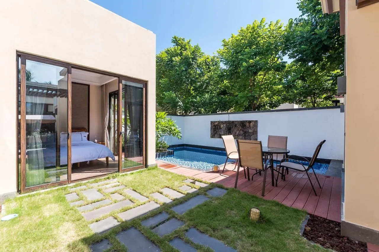 Sanya Haitang Bay Mushe Villa 0*,  Китай