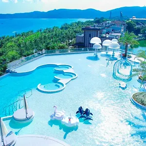 5* Курортный комплекс Hualuxe Yalong Bay